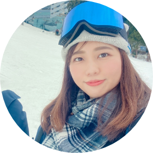 スタッフのスノーボード旅行の様子
